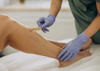leg waxing